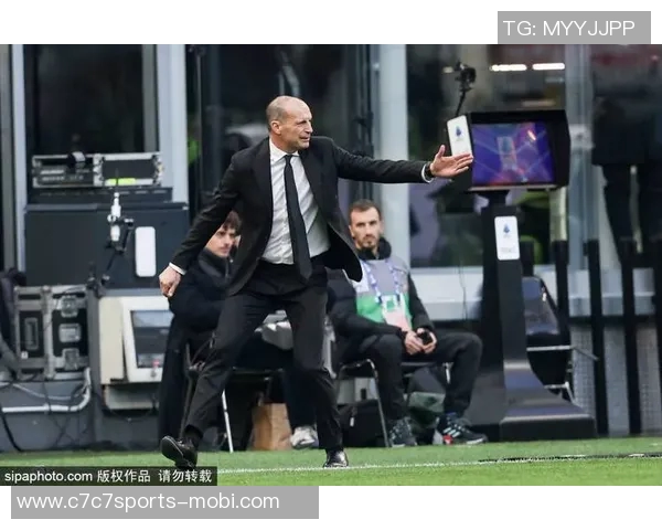 卡佩罗表达对法布雷加斯的喜爱并称赞巴尔泰萨吉的潜力