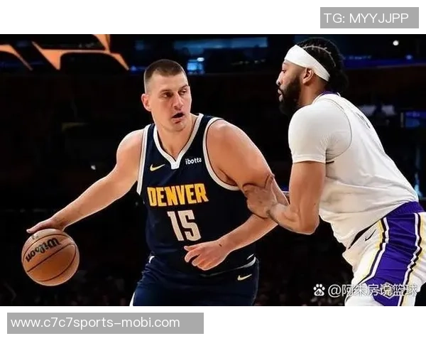 沃尔什半场表现惊艳6投全中创生涯新高15分5板2助攻2抢断1盖帽 沃尔什半场表现惊艳6投全中创生涯新高15分5板2助攻2抢断1盖帽