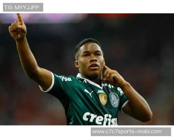 里昂冬窗计划租借恩德里克福法纳和莫顿将继续留队至明夏 里昂冬窗计划租借恩德里克福法纳和莫顿将继续留队至明夏