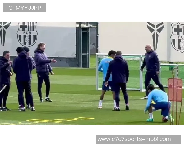 拉菲尼亚与佩德里今日参与部分合练以评估身体状态恢复情况